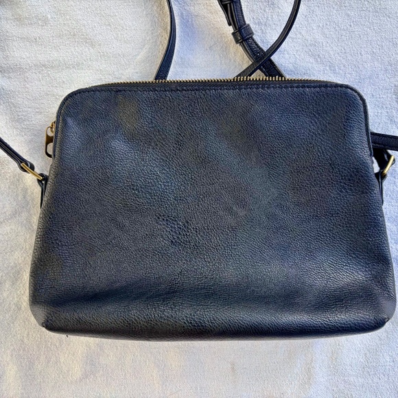 Universal Thread Black Pebbled Crossbody Purse - Picture 4 of 8